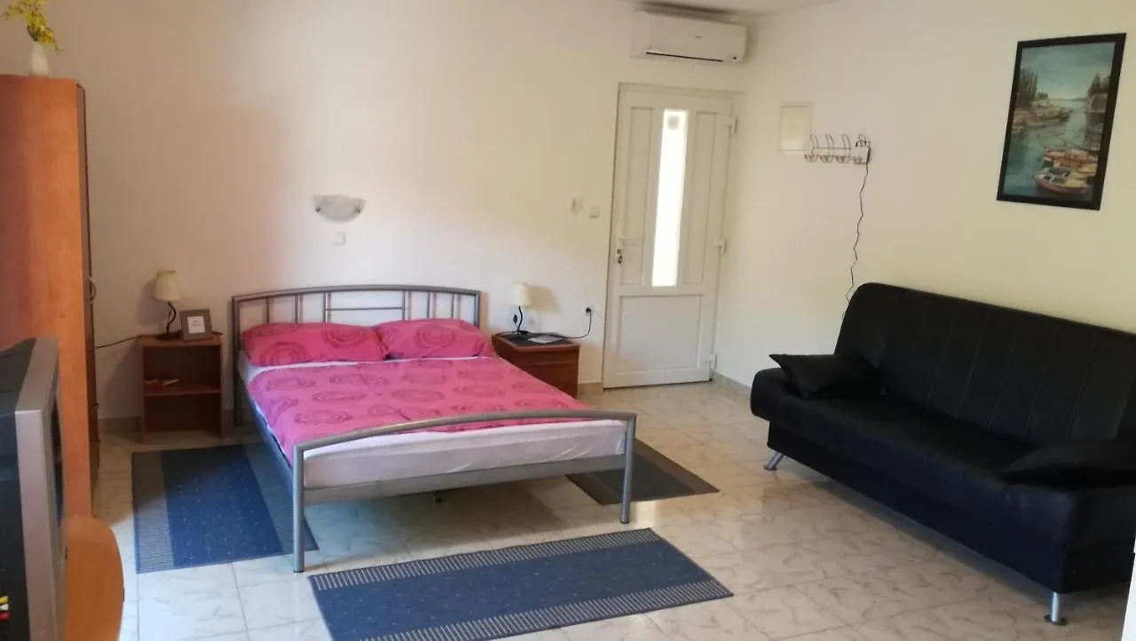 Studio Barbat 11472A Barbat na Rabu كرواتيا